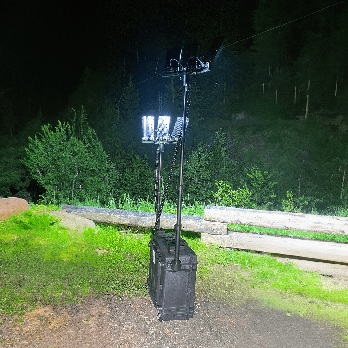 MONSTER LIGHT 360 TWIN portable high-power lighting system with two triple heads, 40 Ah, 48000 lm - Image 4