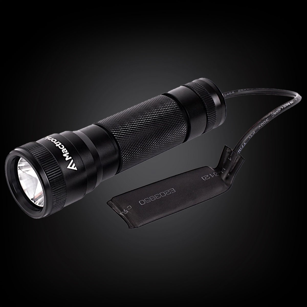 MCT-3 high-quality tactical flashlight, handheld and weapon-mounted, 700 lm