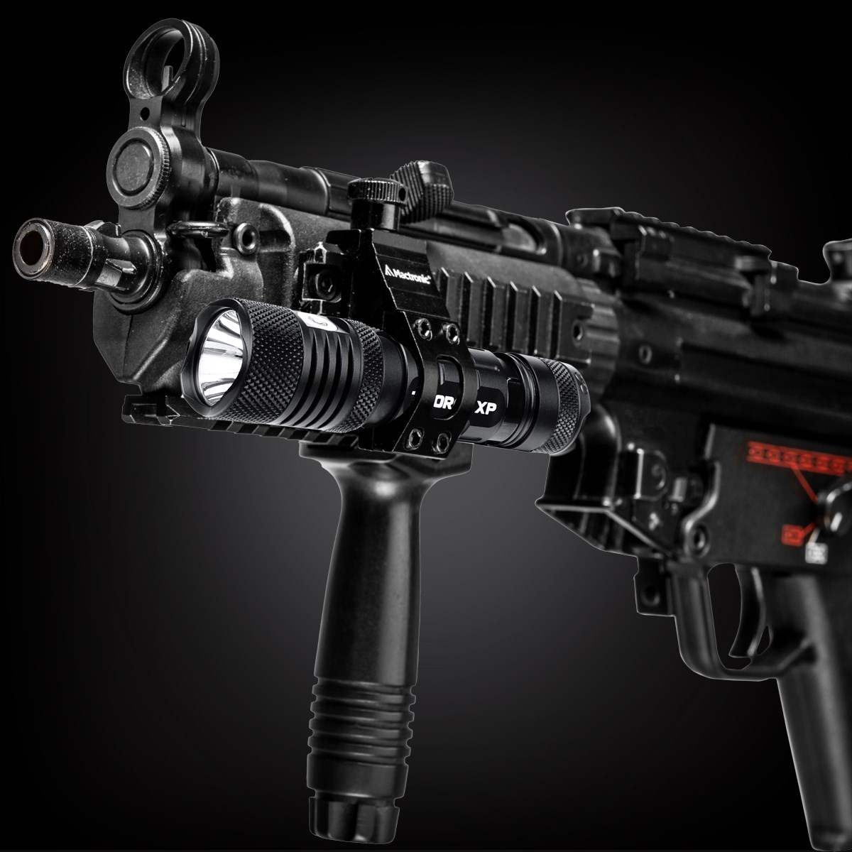 T-FORCE XP latarka taktyczna, 2030 lm - Image 14