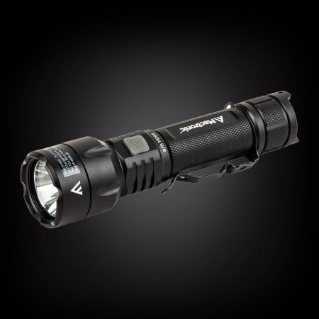 Black Eye 1100 – Handheld Flashlight for Professionals
